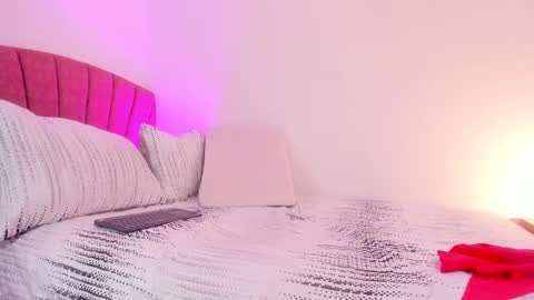  Leslie  online show from October 30, 12:06 pm