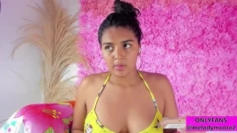 Melody online show from November 3, 10:14 pm