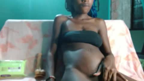 mely online show from November 24, 8:05 am