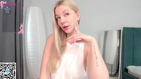Monica online show from October 6, 9:15 am