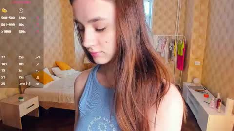 Julie online show from December 14, 11:05 am