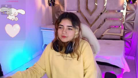    online show from November 6, 9:32 pm