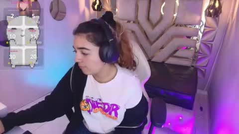    online show from September 12, 7:43 pm