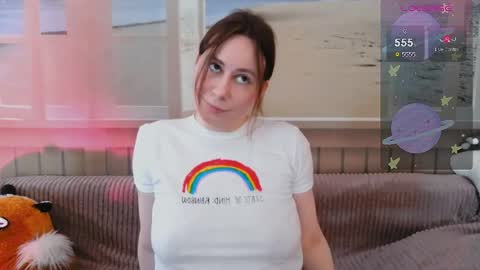 Cutie online show from April 15, 1:00 pm