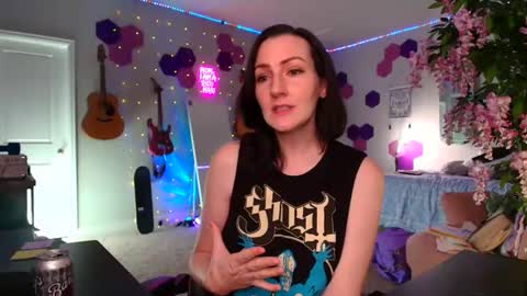 Meredith Bae online show from March 19, 1:10 am