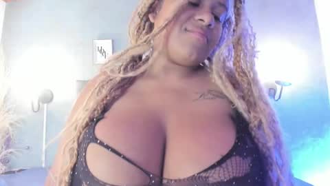 meridalane online show from December 5, 6:31 pm