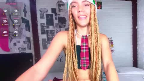 AURORA online show from December 12, 4:10 pm