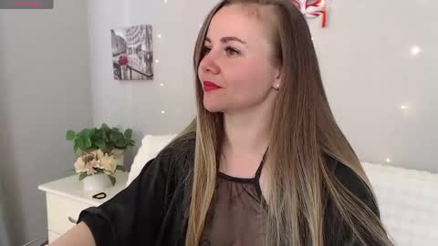 Mery online show from May 6, 2:10 pm