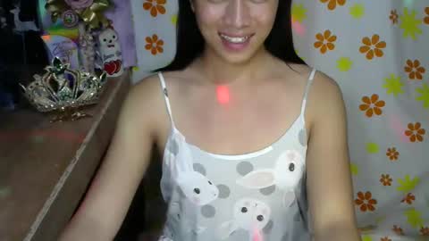 Mia online show from September 17, 5:44 pm