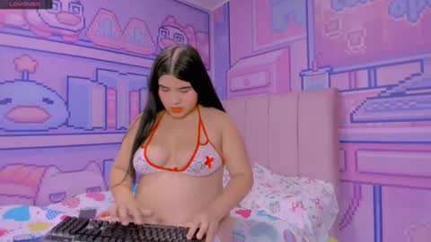mia18_queen online show from January 10, 1:31 pm