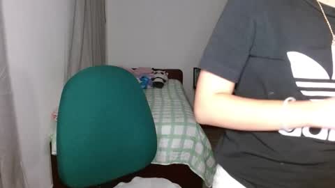 Snapshot of mia__lopez_ chatting on October 8, 1:54 am Mia online show from October 8, 1:54 am