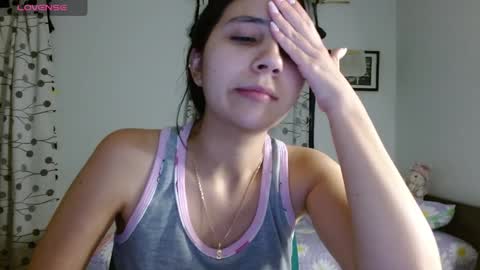 Snapshot of mia__lopez_ chatting on January 27, 5:03 am Mia online show from January 27, 5:03 am