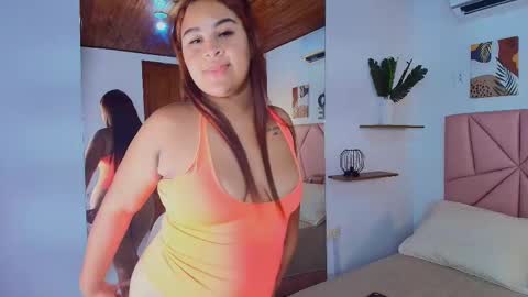 Snapshot of mia_cadela1 chatting on October 15, 8:00 pm MIA DANIELA online show from October 15, 8:00 pm