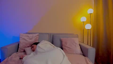 Sarah Luna online show from March 13, 7:04 pm