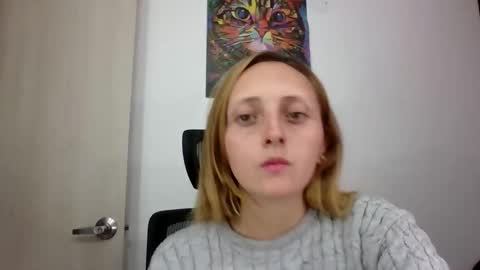 mia_dca online show from December 13, 10:59 pm