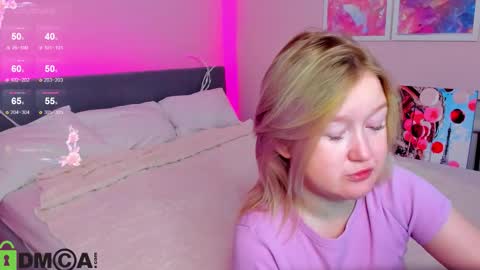 Mia online show from October 14, 2:58 am