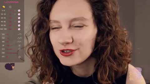 Mia  online show from September 18, 2:15 pm