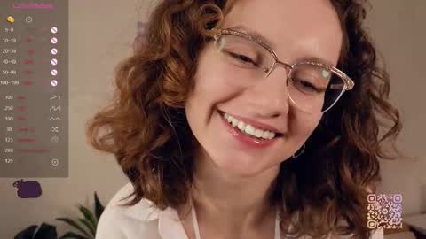 Mia  online show from September 23, 4:05 pm