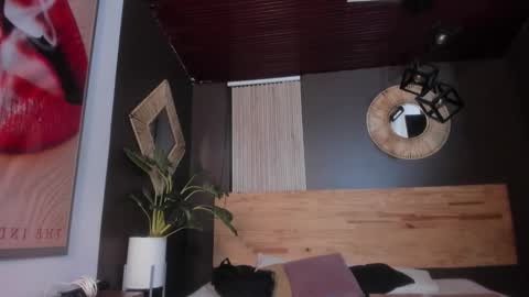 Val  online show from November 22, 11:13 am