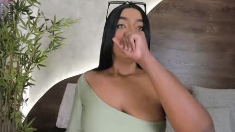 mia_lacy online show from November 9, 4:47 pm