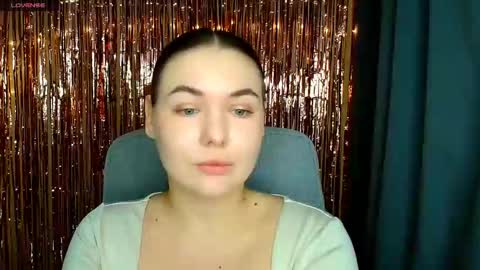 mia_lemm online show from January 8, 9:13 am