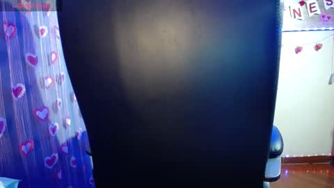 Snapshot of mia_petitebaby chatting on February 11, 3:29 am  Ma  online show from February 11, 3:29 am