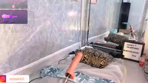 mia reys online show from March 11, 12:20 pm