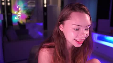 VixenMia online show from January 7, 3:32 am