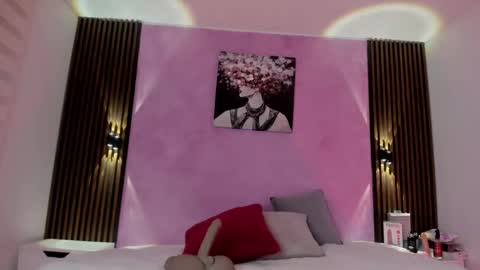 mia_zafir online show from November 23, 3:53 am