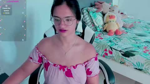Maria Fernanda online show from October 20, 1:58 pm
