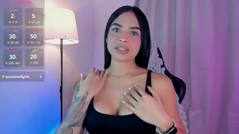 Mia online show from October 21, 8:13 pm