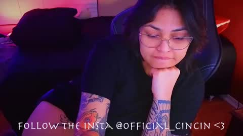 Mia online show from February 8, 2:58 am