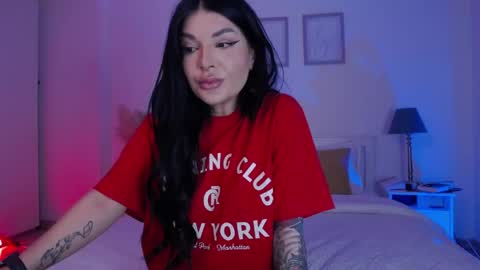 miacute4u online show from April 8, 5:26 pm