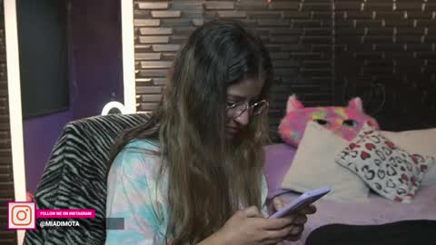 Mia online show from February 23, 2:14 am