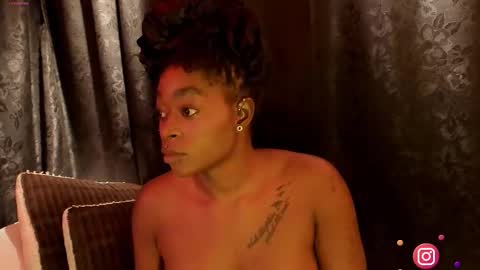 Mia online show from March 9, 12:03 am