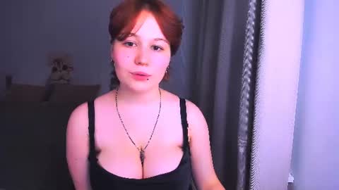 mialacrice online show from July 1, 11:21 am