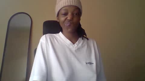 Muffin online show from March 28, 8:19 pm