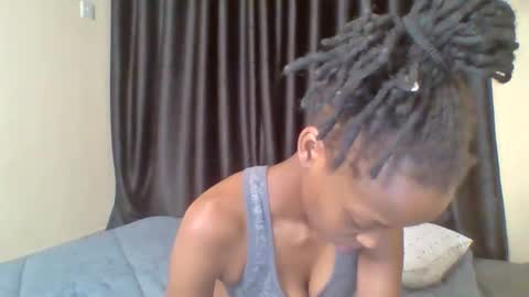 Muffin online show from March 12, 4:42 pm