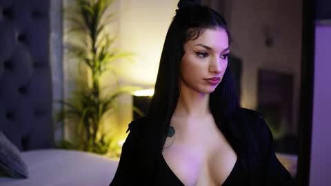  Miami  online show from November 22, 6:43 pm