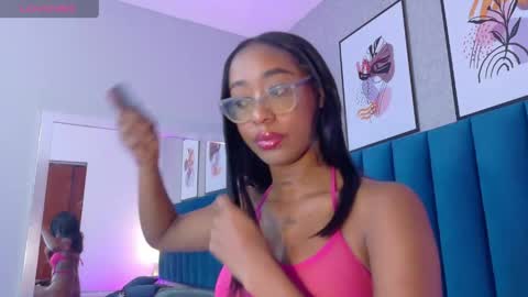 Mia  online show from June 1, 12:07 pm