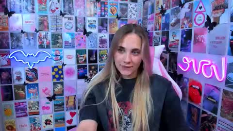 miamilas online show from October 16, 5:26 pm