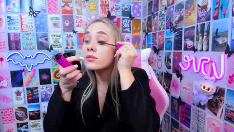 miamilas online show from December 22, 1:58 pm