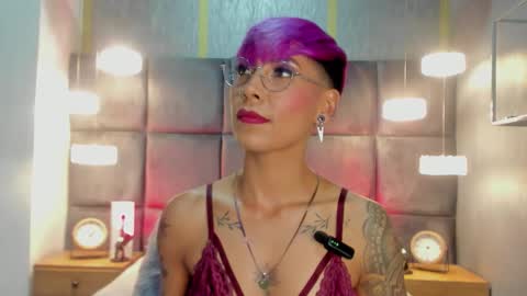 Mia Morgann online show from September 28, 2:22 pm