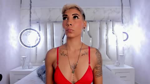 Mia Morgann online show from March 5, 1:06 pm