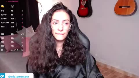 MIAPORTMANN online show from February 1, 11:42 am