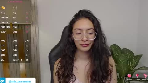 MIAPORTMANN online show from February 10, 9:56 am