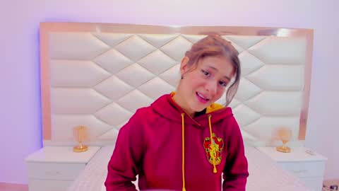 Sweetie Mia online show from January 25, 12:19 pm