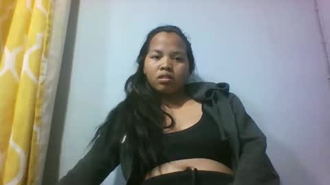 miarii online show from September 25, 7:01 pm