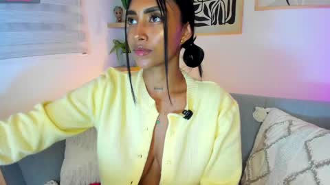 Mia Velvet  online show from April 15, 4:13 am