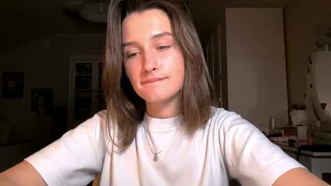 Emily online show from November 25, 2:52 pm